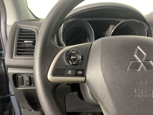 Used 2024 Mitsubishi Outlander Sport ES AWD/4WD image 19