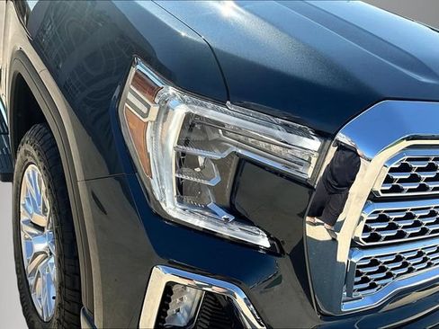 Used 2021 GMC Sierra 1500 Denali w/ Technology Package AWD/4WD image 32