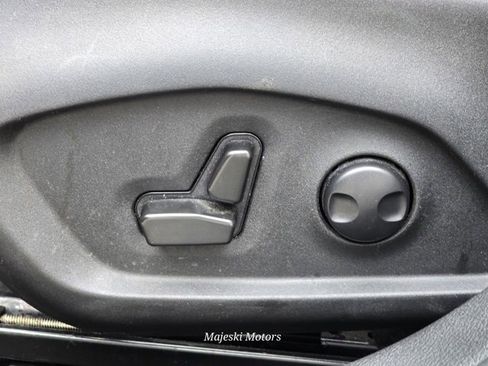 Used 2022 Jeep Compass Limited image 15