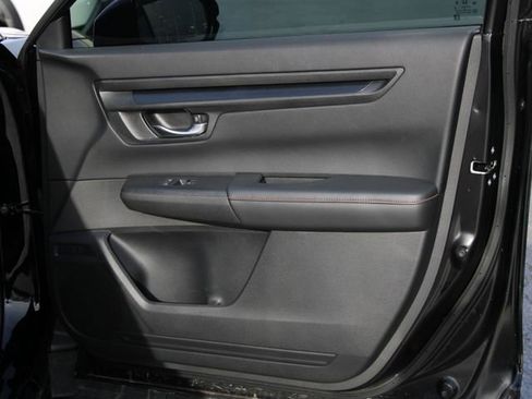 Used 2024 Honda CR-V Sport image 28