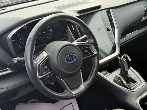 Used 2022 Subaru Outback Limited AWD/4WD image 17