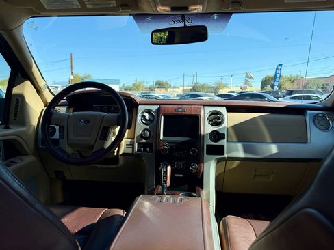 Used 2013 Ford F150 King Ranch w/ King Ranch Luxury Pkg image 16