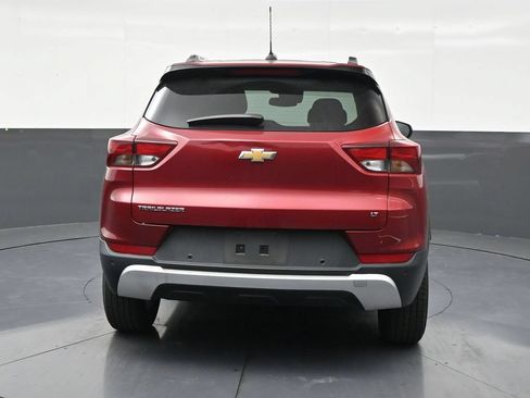 Used 2021 Chevrolet TrailBlazer LT w/ Convenience Package FWD image 4