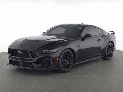 Used 2025 Ford Mustang GT RWD image 1