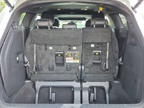 Certified 2025 Toyota Sienna Platinum AWD/4WD image 18