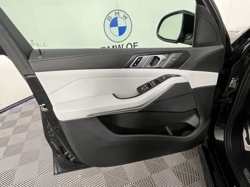 Certified 2023 BMW X5 xDrive40i w/ M Sport Package AWD/4WD image 24