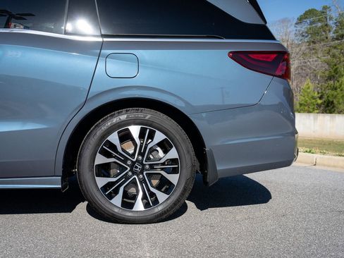 Used 2026 Honda Odyssey Elite image 6
