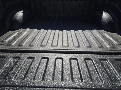 Used 2024 RAM 1500 Big Horn image 34