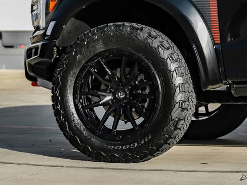 Used 2025 Ford F150 Raptor w/ Equipment Group 803A Raptor R AWD/4WD image 98