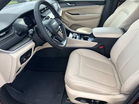 New 2026 Jeep Grand Cherokee Limited w/ Limited Altitude Package AWD/4WD image 29