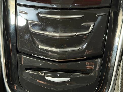 Used 2015 Cadillac Escalade ESV Premium AWD/4WD image 44