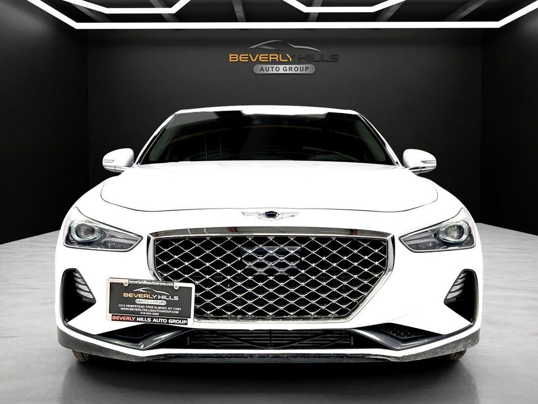 Used 2019 Genesis G70 2.0T Sport RWD image 8
