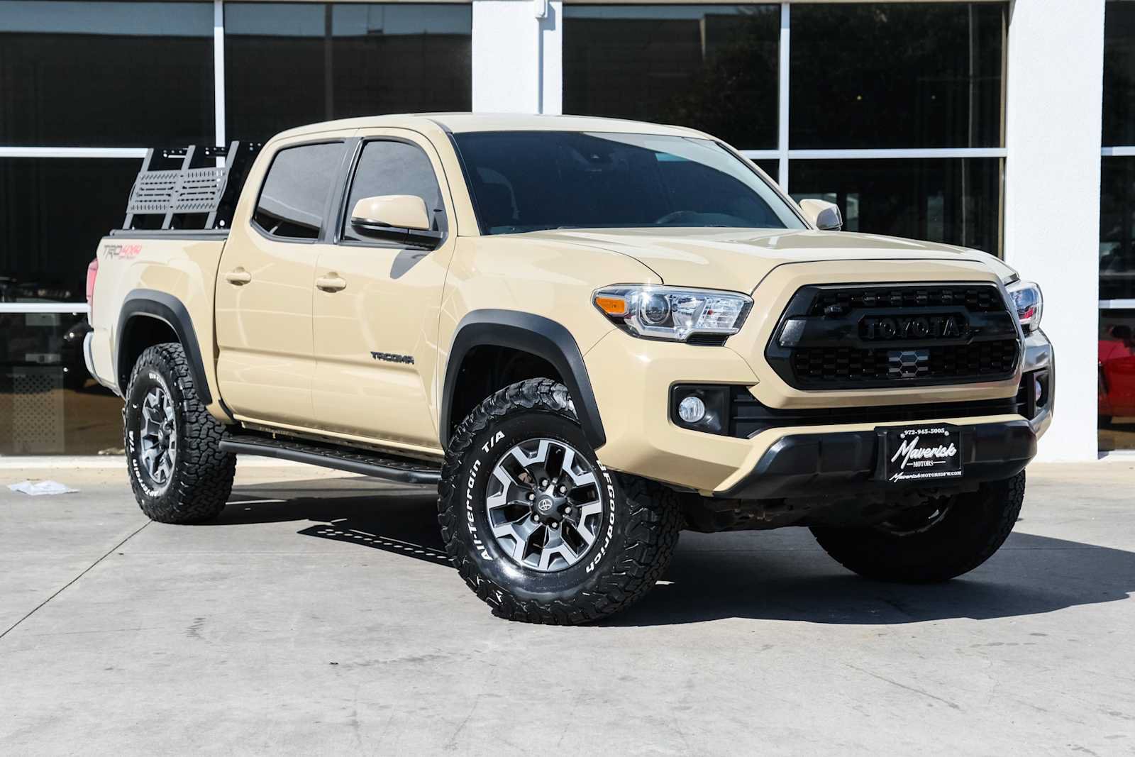 Used 2019 Toyota Tacoma TRD Off-Road AWD/4WD image 5