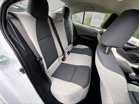 Used 2023 Toyota Corolla LE FWD image 24