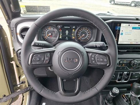 New 2025 Jeep Gladiator Sport image 13