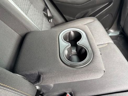 Used 2021 Chevrolet Equinox LT FWD image 24
