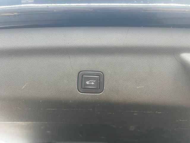 Used 2022 GMC Yukon AT4 w/ Max Trailering Package AWD/4WD image 12