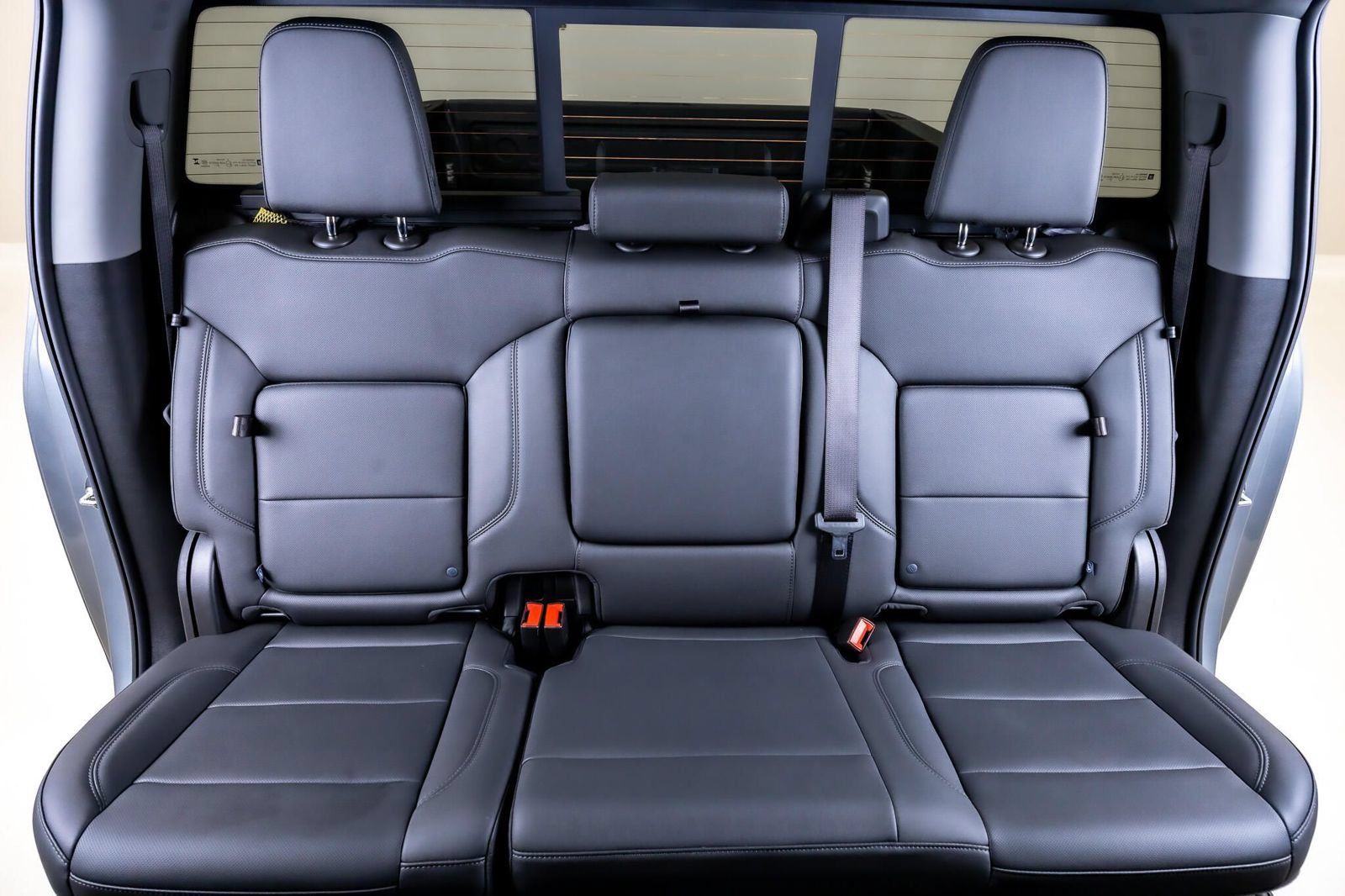 Used 2026 Chevrolet Silverado 2500 LTZ w/ LTZ Plus Package AWD/4WD image 33