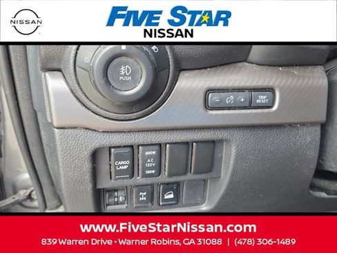 Used 2021 Nissan Titan PRO-4X w/ Pro-4x Convenience Package AWD/4WD image 28