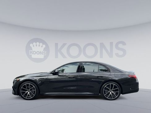 Used 2025 Mercedes-Benz E 53 AMG e 4MATIC Sedan w/ Multicontour Seating Package image 7