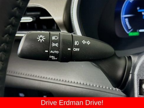 Used 2023 Toyota Highlander Limited AWD/4WD image 15