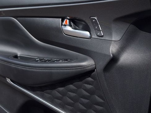 Certified 2022 Hyundai Santa Fe Limited AWD/4WD image 9