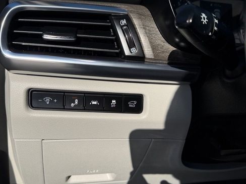 Used 2022 Kia Telluride EX w/ EX Premium Package image 17