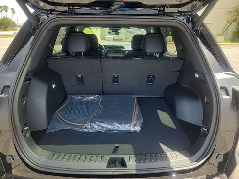 New 2026 GMC Terrain AT4 w/ Convenience Package III AWD/4WD image 7