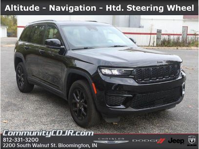 Used 2024 Jeep Grand Cherokee Altitude