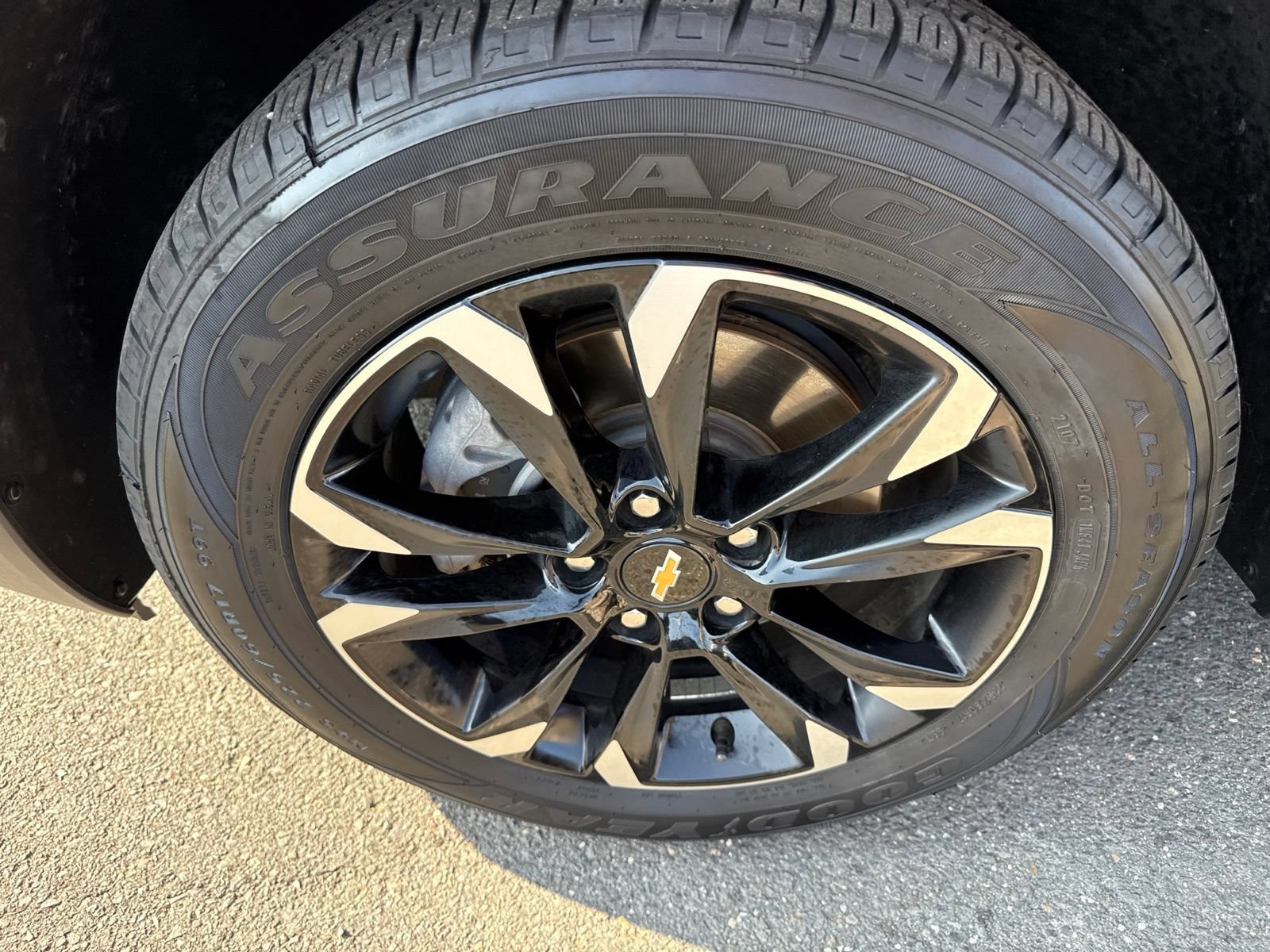 Used 2023 Chevrolet TrailBlazer LT FWD image 11