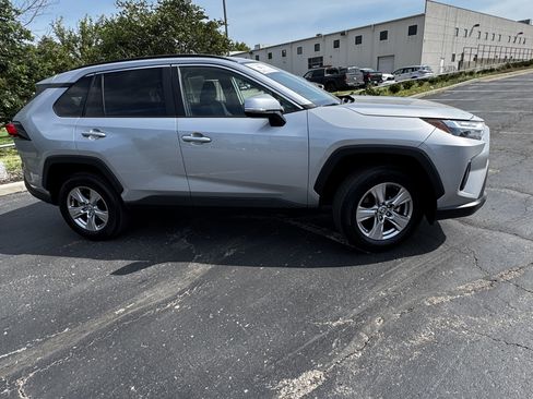 Certified 2025 Toyota RAV4 XLE AWD/4WD image 9