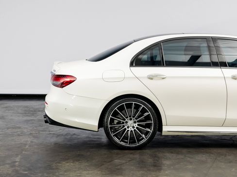 Used 2022 Mercedes-Benz E 53 AMG 4MATIC image 25