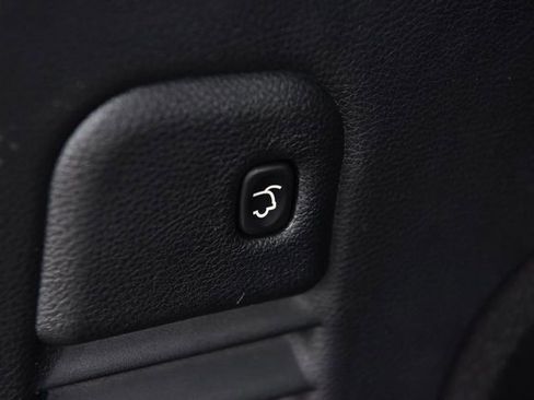 Used 2019 Jeep Grand Cherokee Trailhawk w/ Trailhawk Luxury Group AWD/4WD image 29