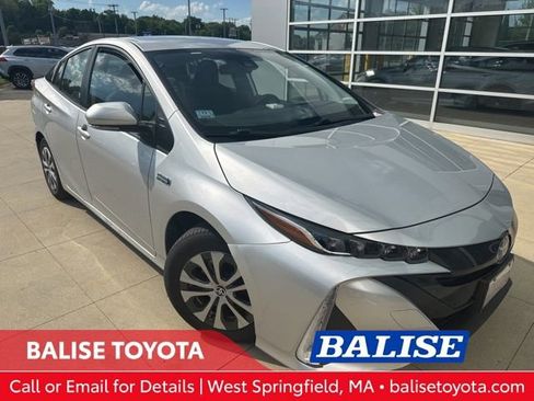 Used 2022 Toyota Prius Prime LE FWD image 1