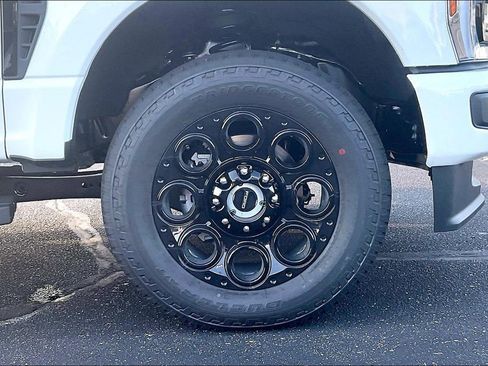 New 2025 Ford F350 Lariat w/ Lariat Ultimate Package image 12