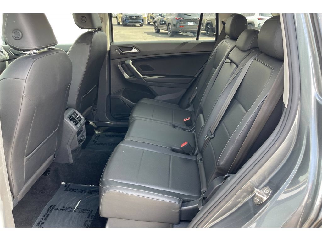Used 2019 Volkswagen Tiguan SE AWD/4WD image 15