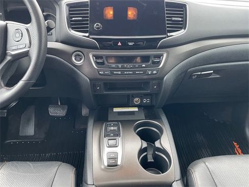 Certified 2022 Honda Pilot TrailSport image 11
