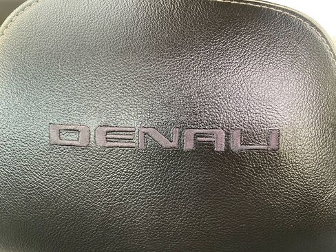 Used 2019 GMC Terrain Denali w/ Advanced Safety Package image 12