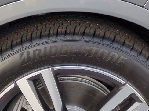 Used 2026 BMW X7 xDrive40i w/ M Sport Package image 12