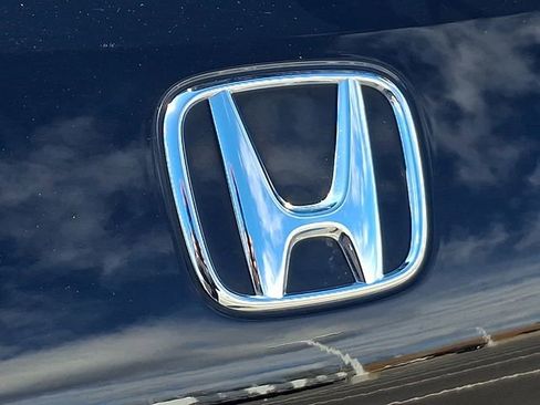 Used 2025 Honda HR-V LX image 30