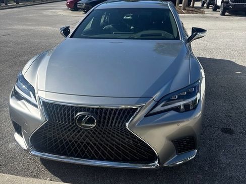 Used 2024 Lexus LS 500 RWD image 2