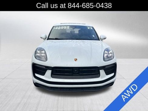 Used 2022 Porsche Macan image 2