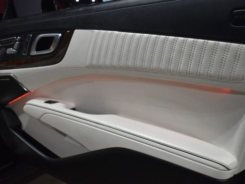 Used 2015 Mercedes-Benz SL 400 image 44