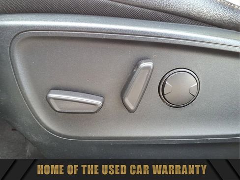 Used 2020 Ford Escape Titanium AWD/4WD image 17