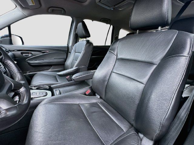 Used 2022 Honda Pilot Touring image 26