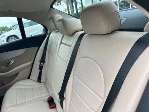 Used 2019 Mercedes-Benz C 300 Sedan image 21