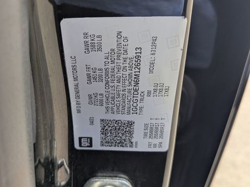 Used 2021 Chevrolet Colorado Z71 w/ Safety Package image 32