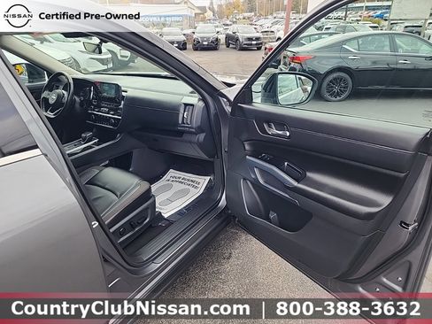 Certified 2023 Nissan Pathfinder SL w/ SL Premium Package image 33