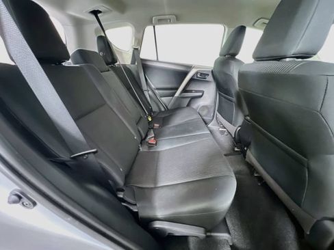 Used 2017 Toyota RAV4 LE w/ All Weather Liner Package AWD/4WD image 28
