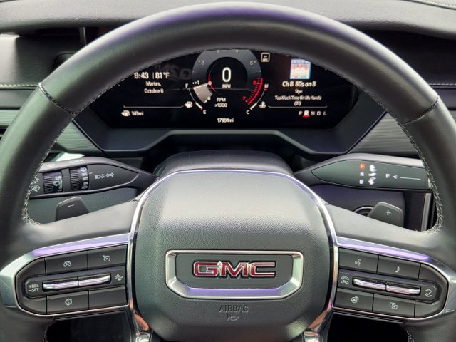 Used 2024 GMC Acadia Elevation w/ Luxury Package FWD image 19